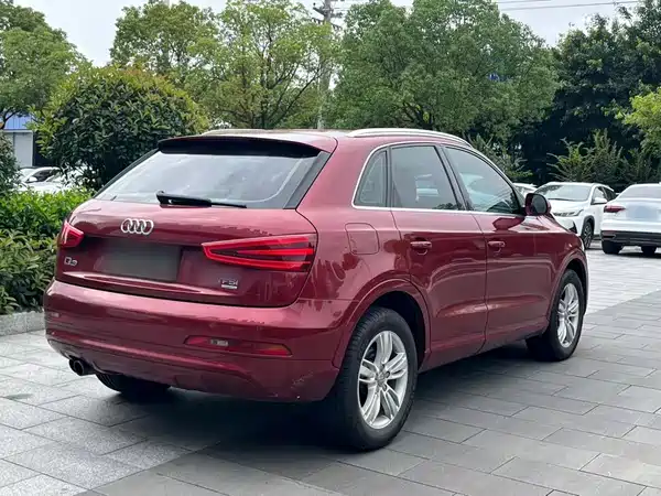Audi Q3 2015