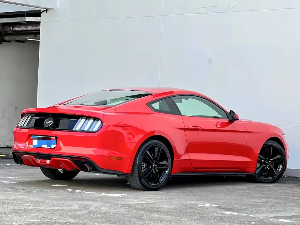 Ford Mustang 2015 — фото 8