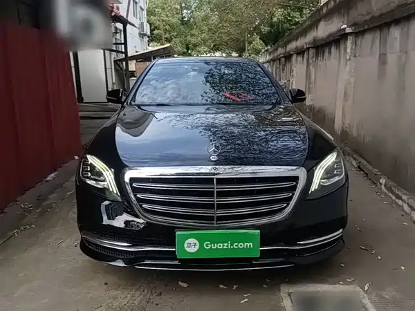 Mercedes-Benz S-Class 2020