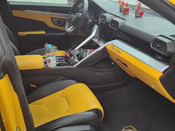 Lamborghini Urus 2019
