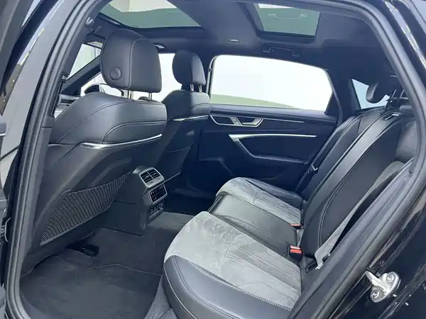 Audi A6L 2023