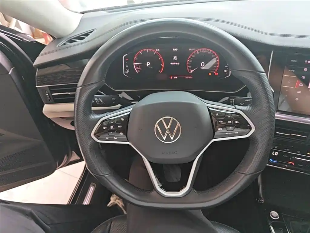 Volkswagen Passat 2023 — фото 11