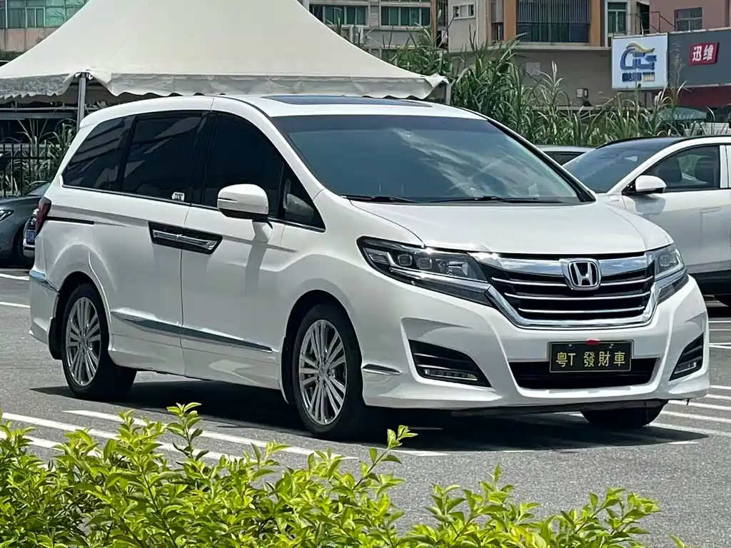 Honda Elysion 2018 — фото 3
