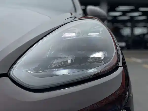 Porsche Cayenne 2015