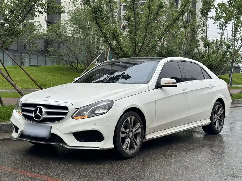Mercedes-Benz E-Class 2015 — фото 2