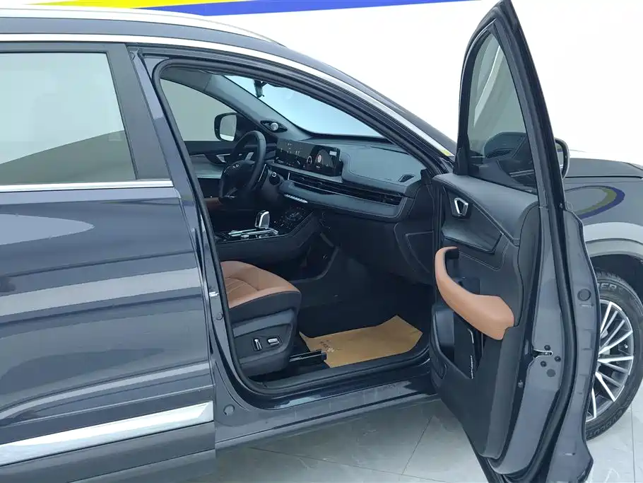 Chery Tiggo 8 PLUS 2022 — фото 8