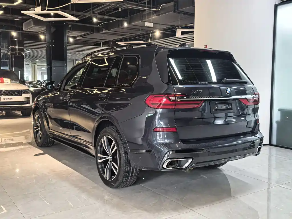 BMW X7 2019 — фото 15