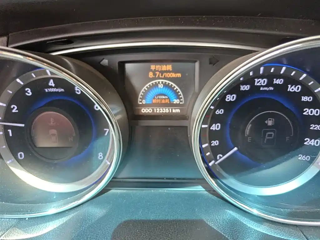 Hyundai Sonata 2015 — фото 12