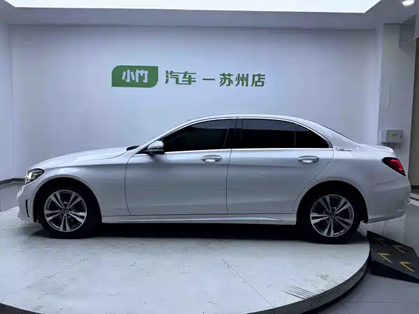 Mercedes-Benz C-Class 2021