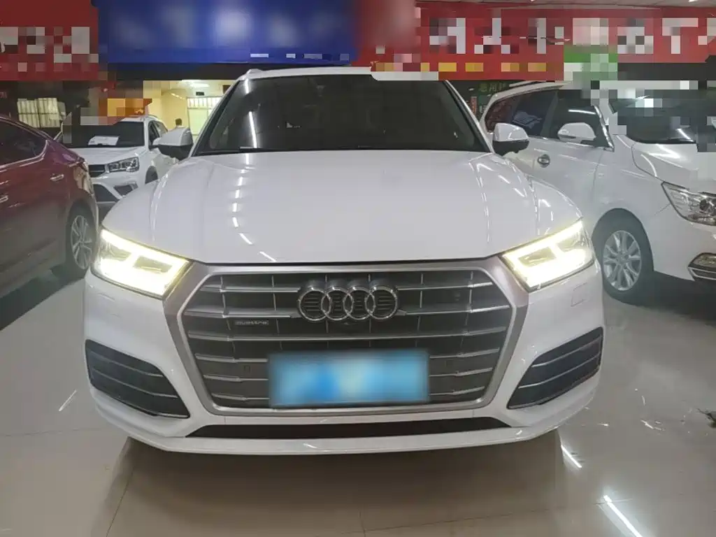 Audi Q5L 2019