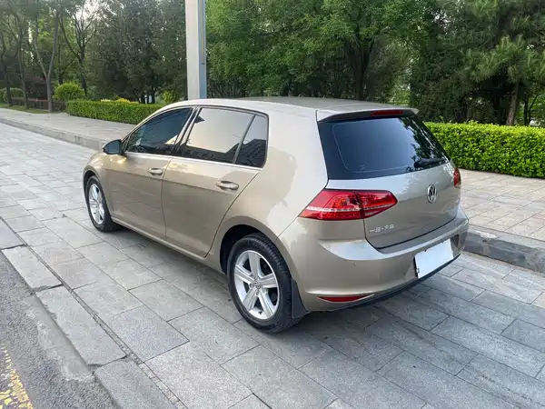 Volkswagen Golf 2014