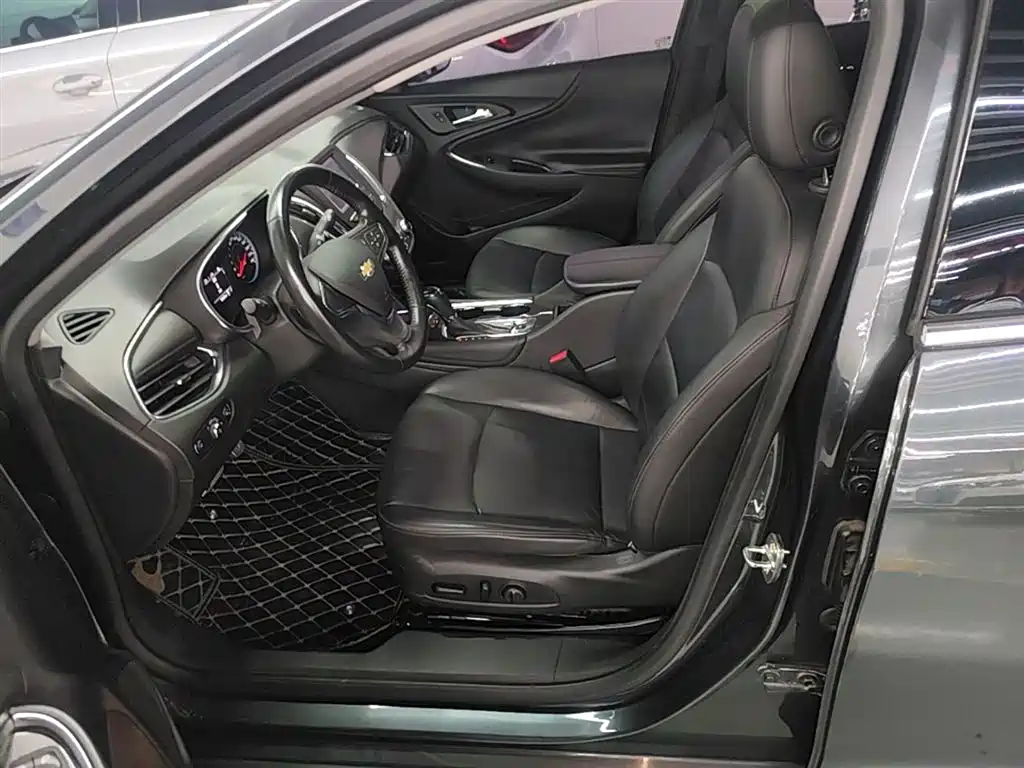 Chevrolet Malibu XL 2017 — фото 15