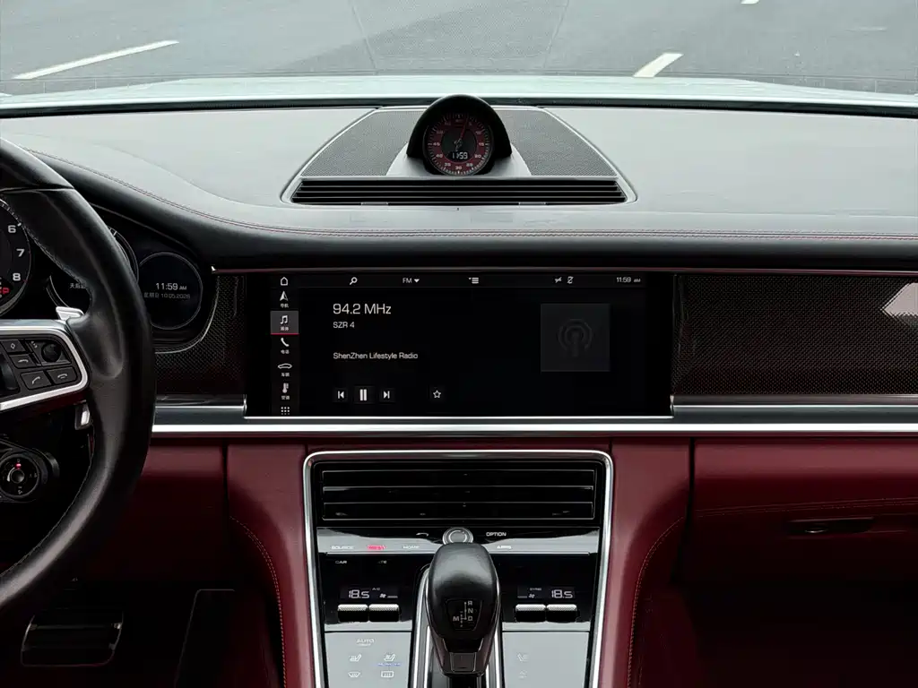 Porsche Panamera 2019 — фото 9
