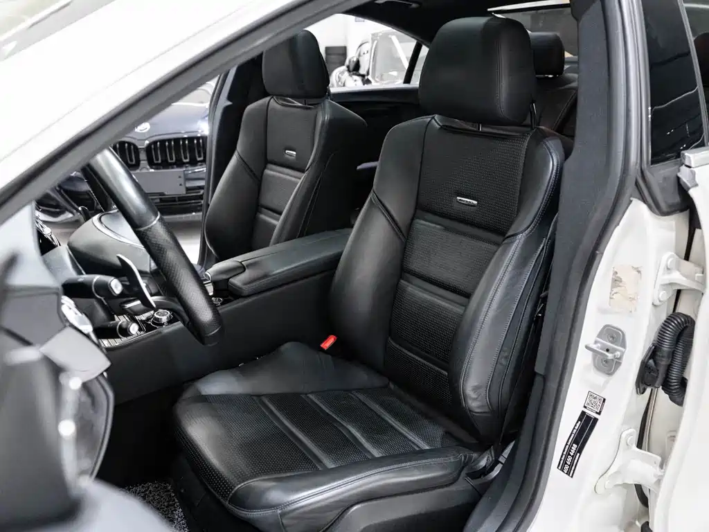 Mercedes-Benz CLS AMG 2015 — фото 11