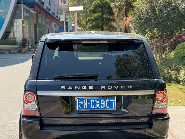 Land Rover Range Rover Sport 2012