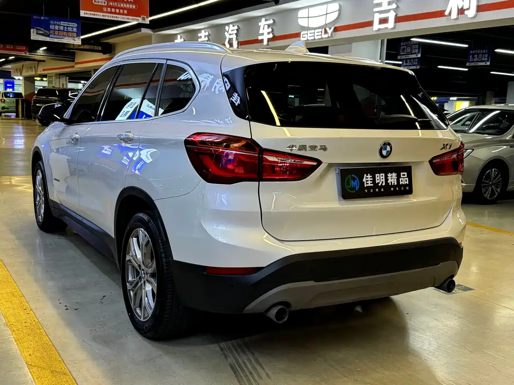 BMW X1 2018 — фото 7