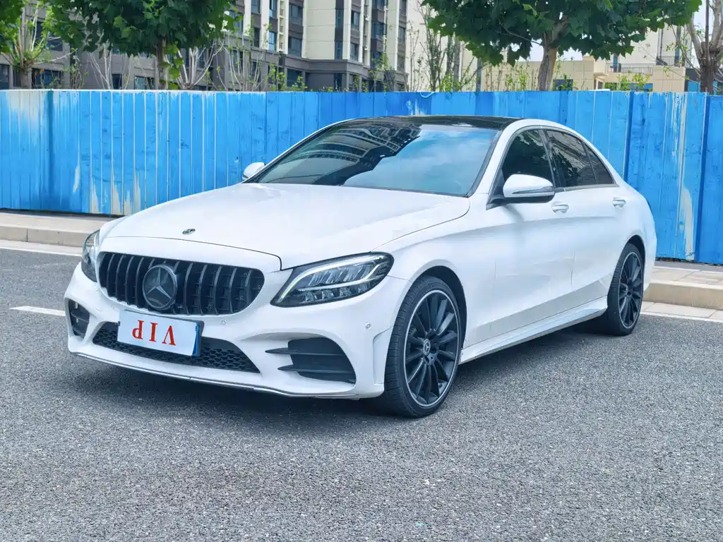 Mercedes-Benz C-Class 2021