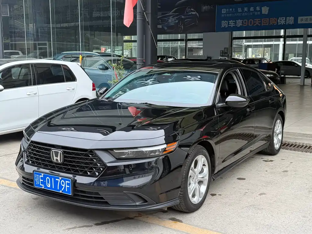 Honda Accord 2024 — фото 1