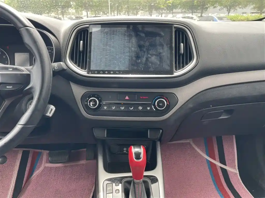 Kia KX3 2017 — фото 14