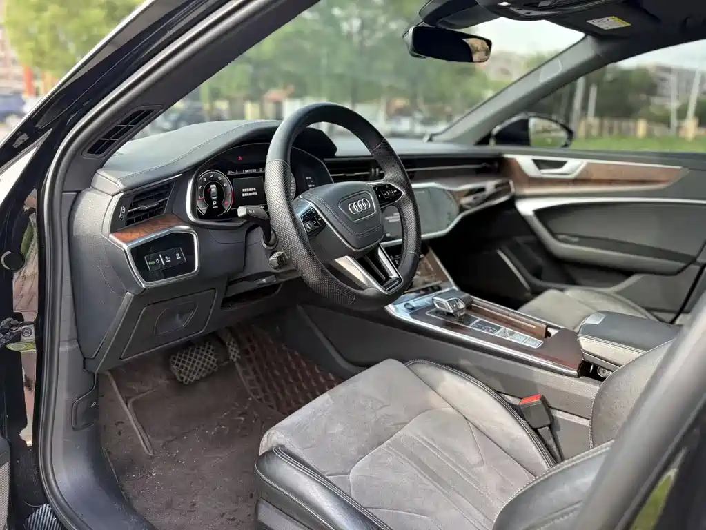 Audi A6L 2023 — фото 4