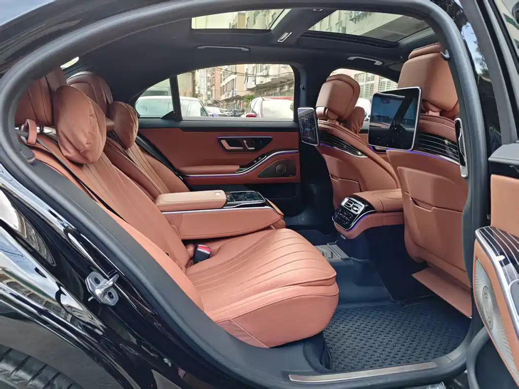 Mercedes-Benz S-Class 2024 — фото 15