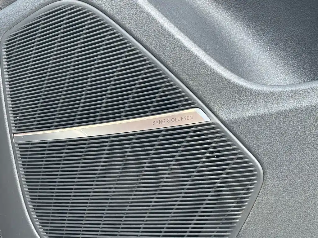Audi Q8 2019 — фото 8