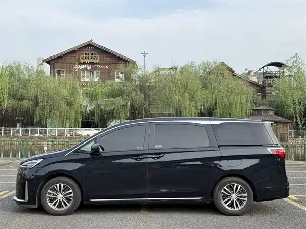 Buick GL8 2023