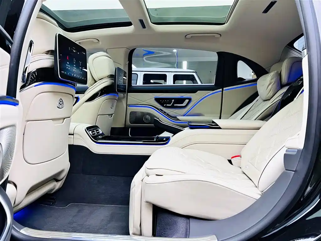 Mercedes-Benz S-Class 2023 — фото 15