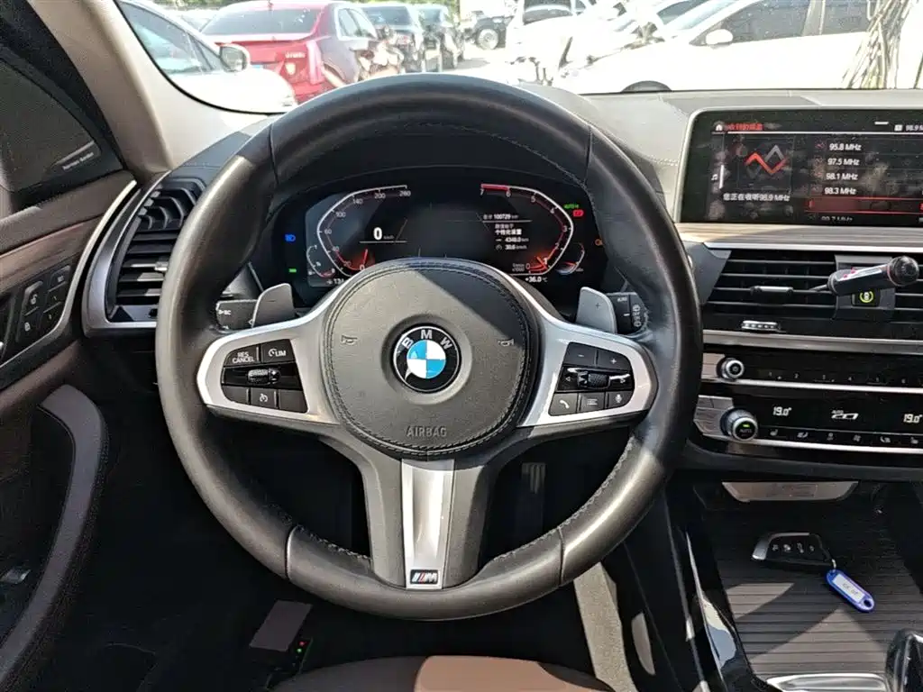 BMW X3 2020 — фото 11