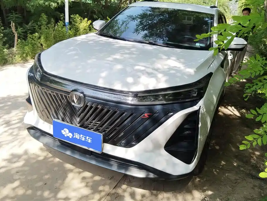 Changan CS75 PLUS 2022 — фото 1
