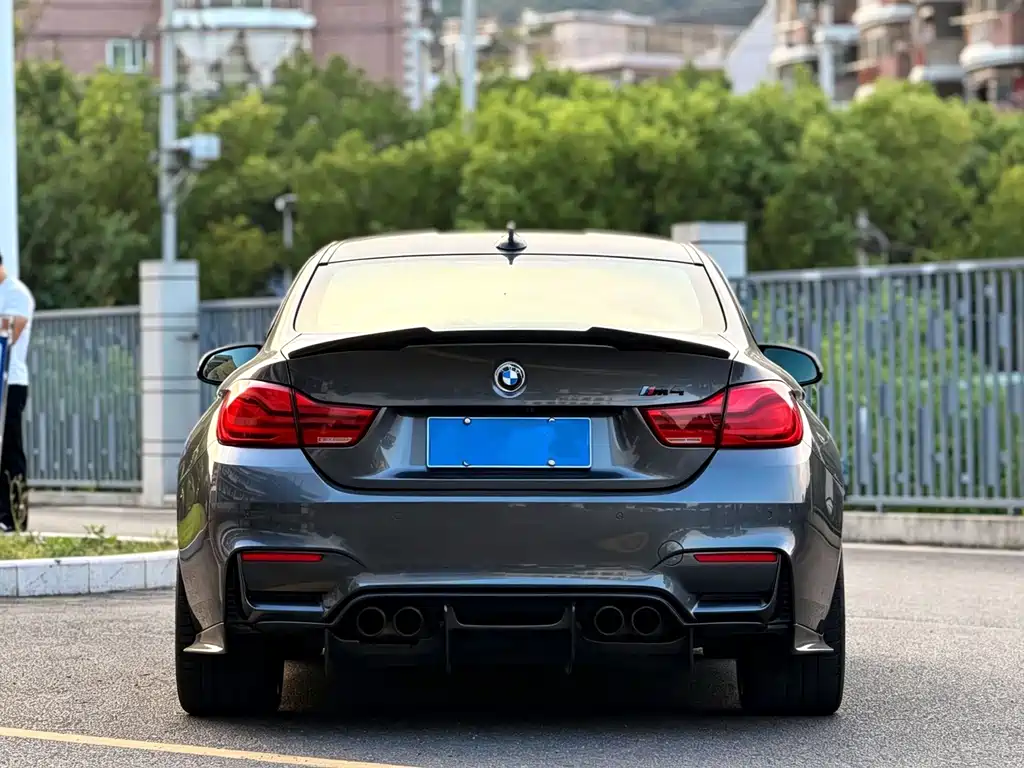 BMW M4 2018 — фото 4