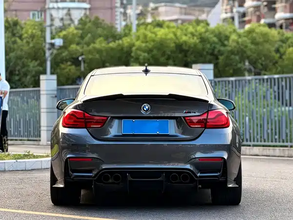 BMW M4 2018