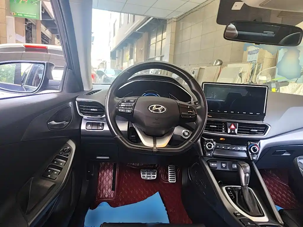 Hyundai Festa 2019 — фото 11