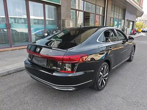 Volkswagen Passat 2022