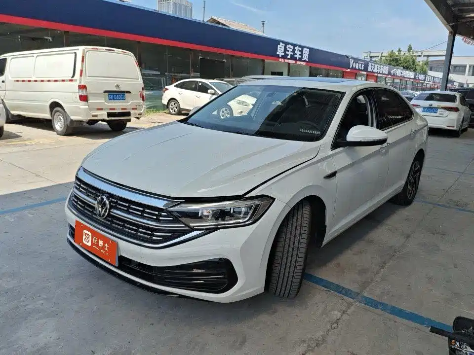 Volkswagen Sagitar 2025
