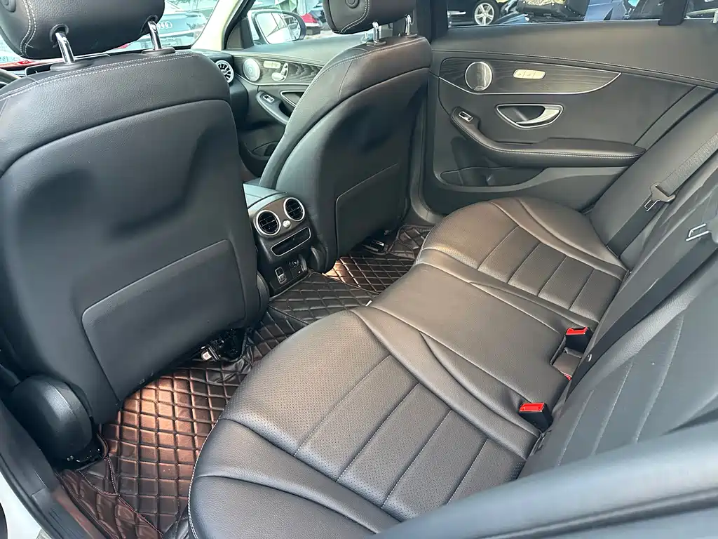 Mercedes-Benz C-Class 2021 — фото 15