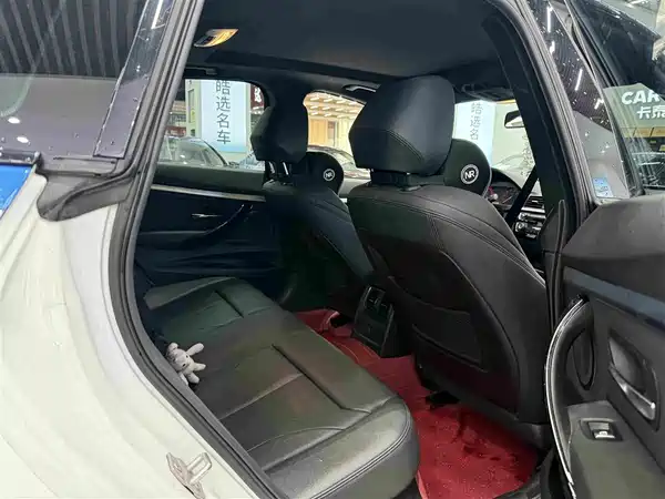 BMW 3 Series GT 2021