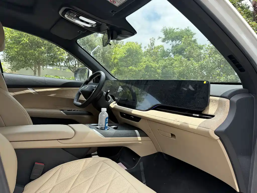 Changan CS75 PLUS 2025 — фото 12