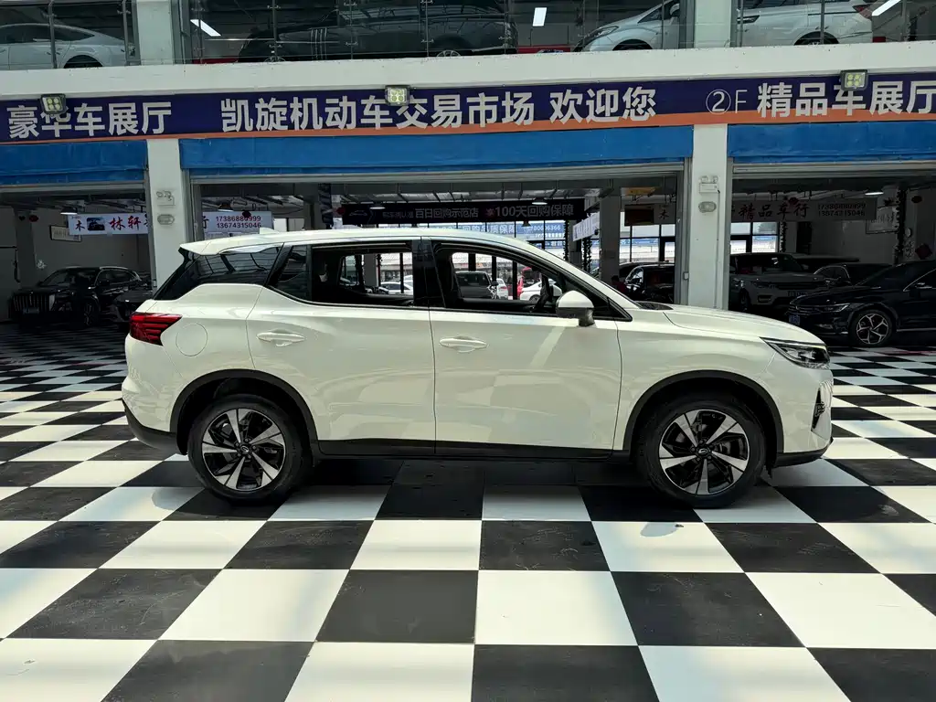 GAC Trumpchi GS4 2023 — фото 4