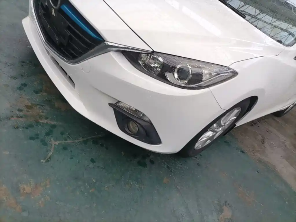 Mazda 3 Axela 2015 — фото 24