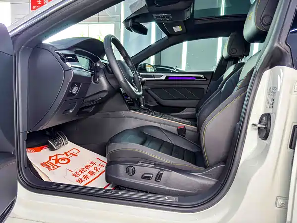Volkswagen CC 2025