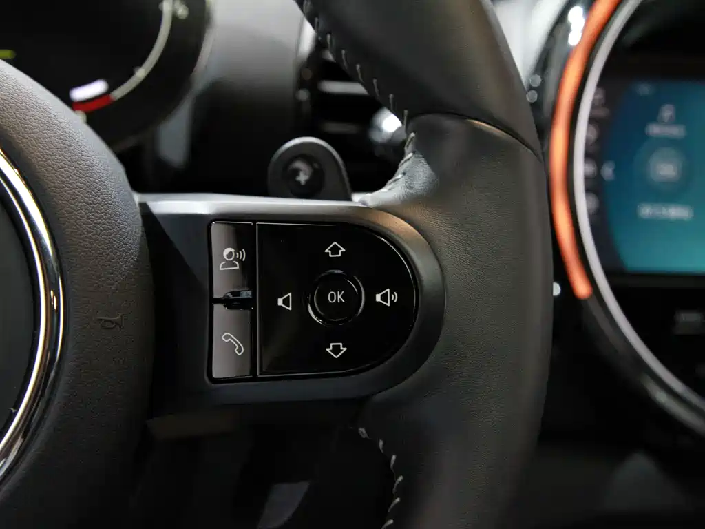MINI Clubman 2022 — фото 14