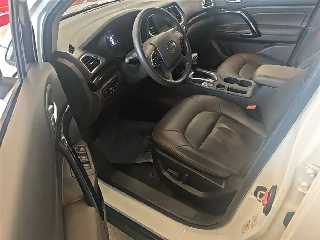 GAC Motor Trumpchi GS4 2018 — фото 16