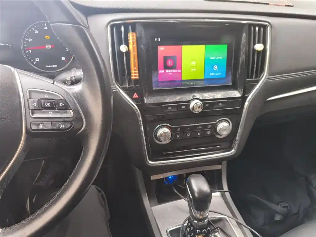 Roewe i6 Classic 2018 — фото 6