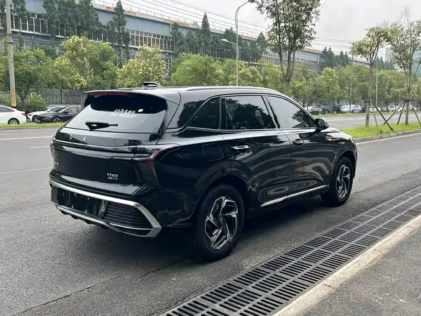 Hongqi HS3 2024