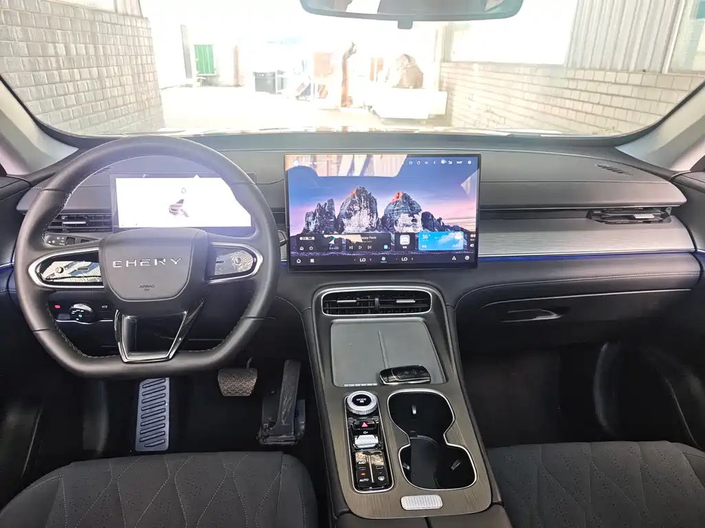Chery Tiggo 8 PLUS 2025 — фото 11