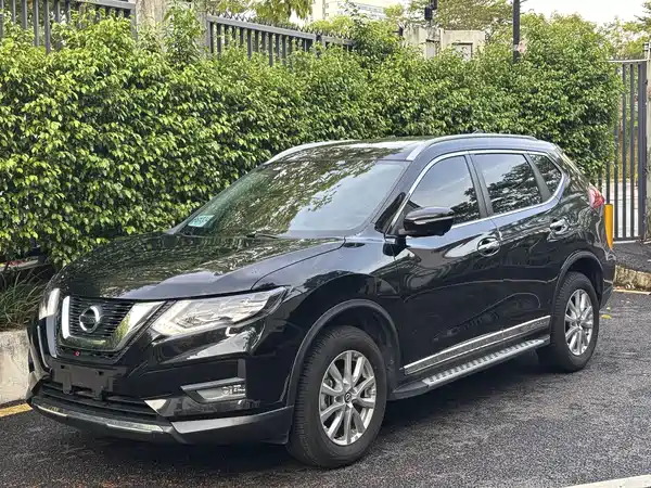 Nissan X-Trail 2025