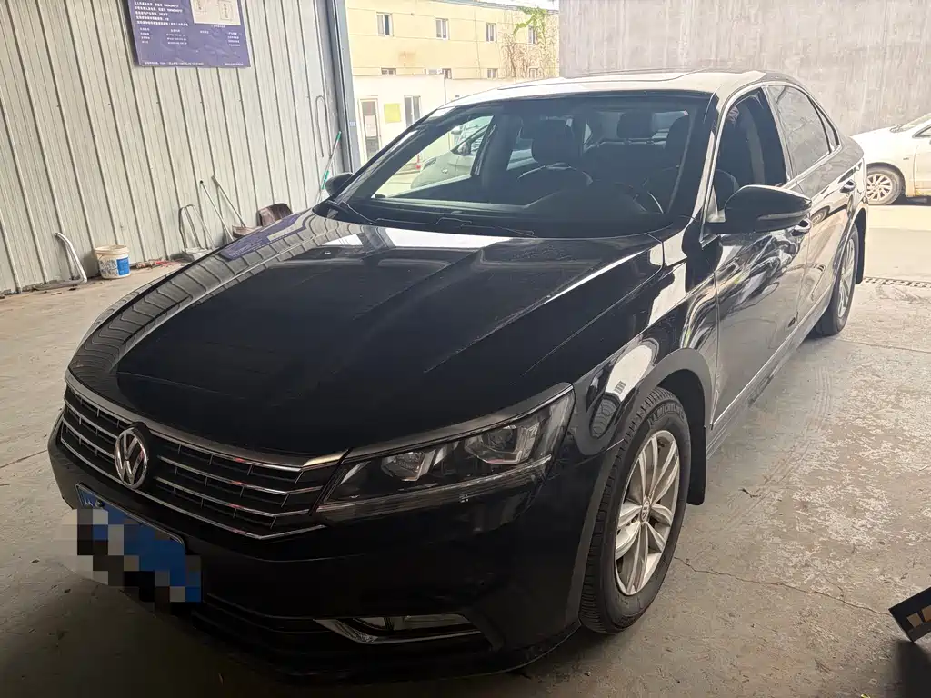 Volkswagen Passat 2016 — фото 1