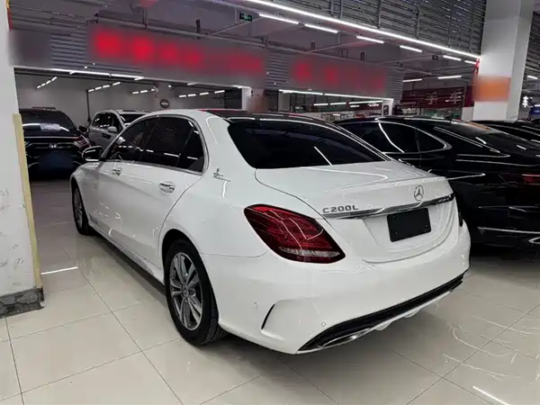 Mercedes-Benz C-Class 2018