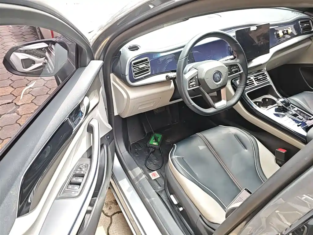 BYD Qin PLUS 2022 — фото 16